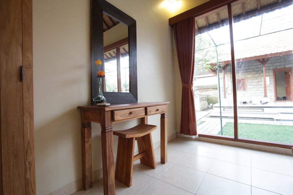 Tanggal Merah Guest House Ubud Buitenkant foto