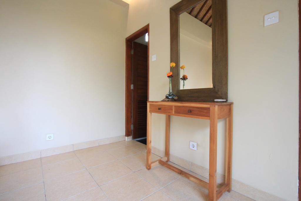 Tanggal Merah Guest House Ubud Buitenkant foto